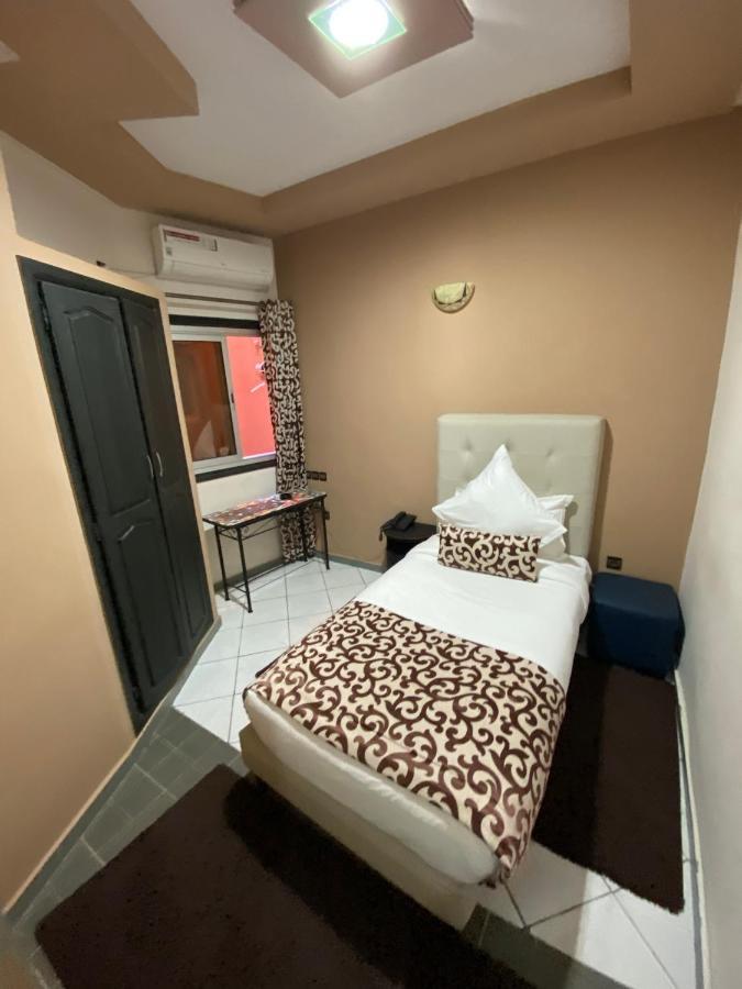 Hotel Velsatis Beni Mellal Esterno foto